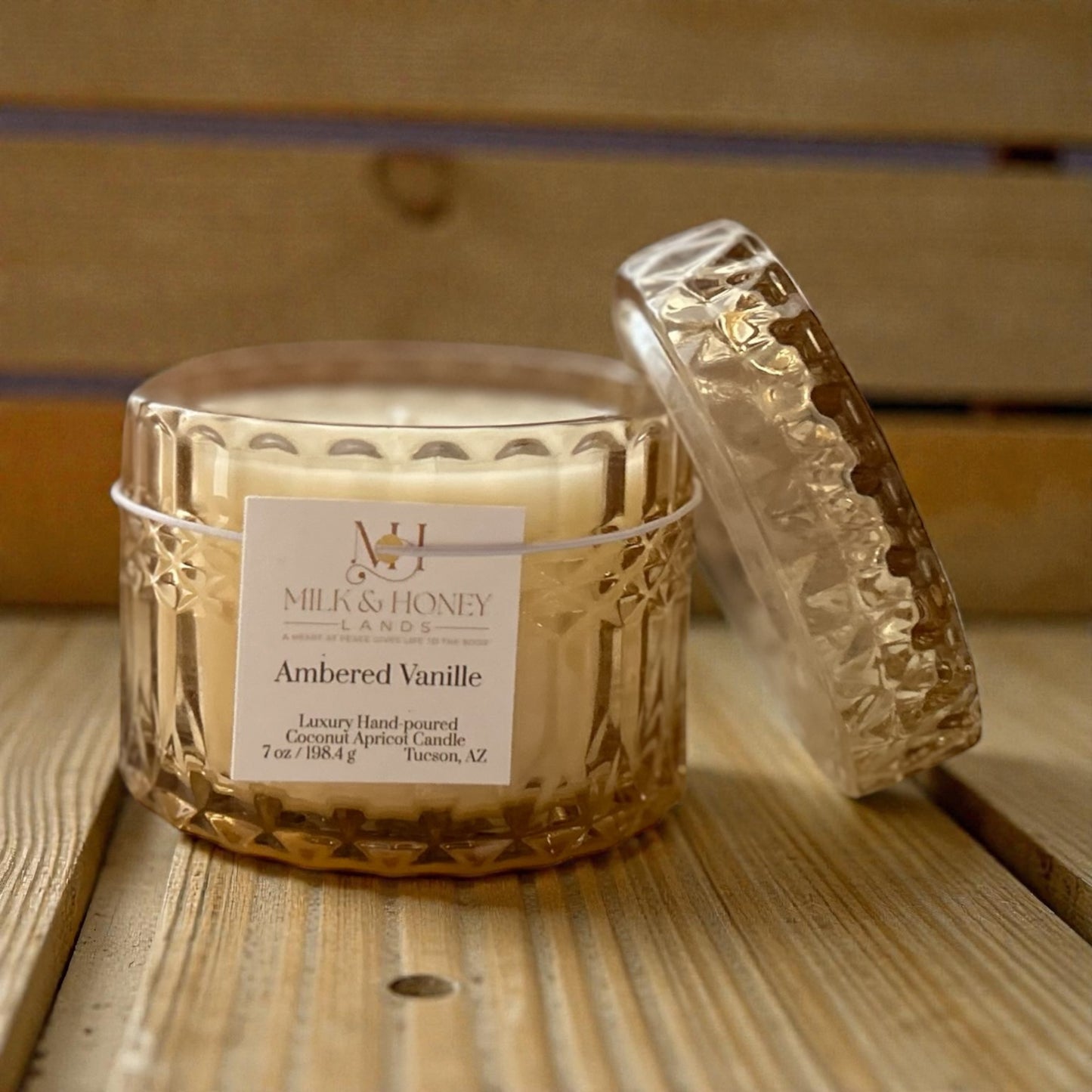 Ambered Vanille Luxury Candle | Vintage Glass Vessel | 28hr Burn