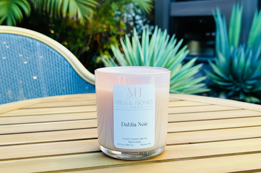 Dahlia Noir | Sensual Aromatherapy | 13.5 oz Wood-Wick Candle