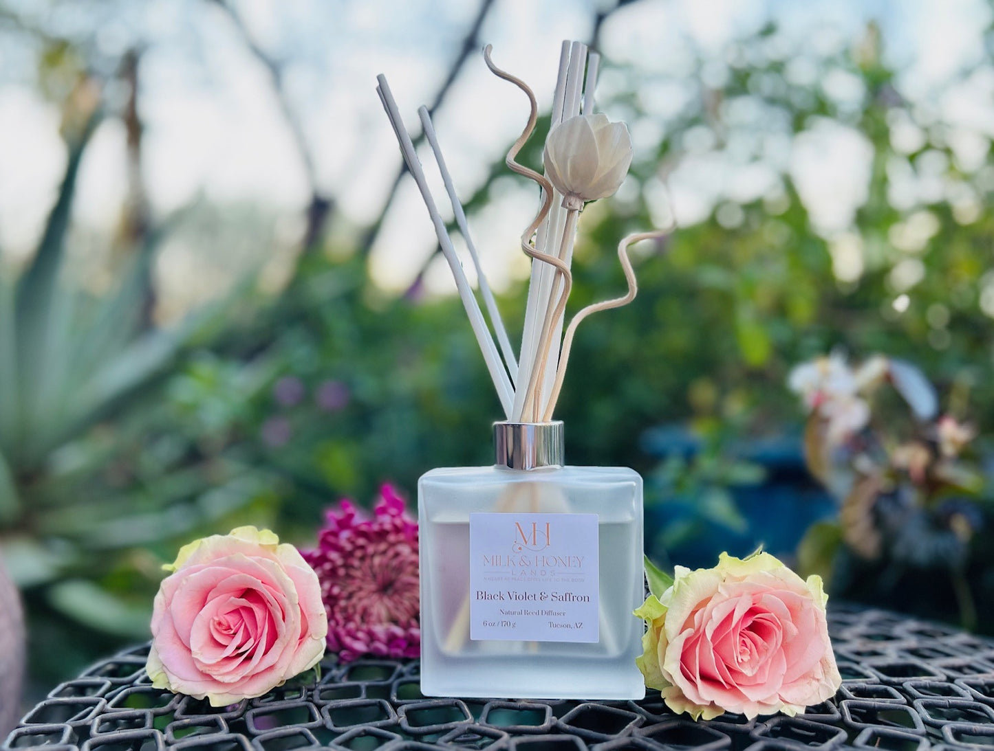 Black Violet & Vetiver All-natural Reed Diffuser